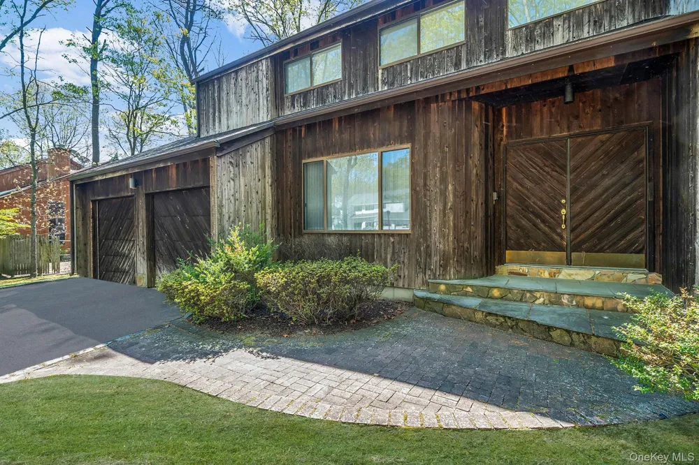 10 Lily Drive South Setauket, NY 11720