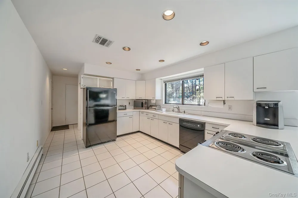 10 Lily Drive South Setauket, NY 11720