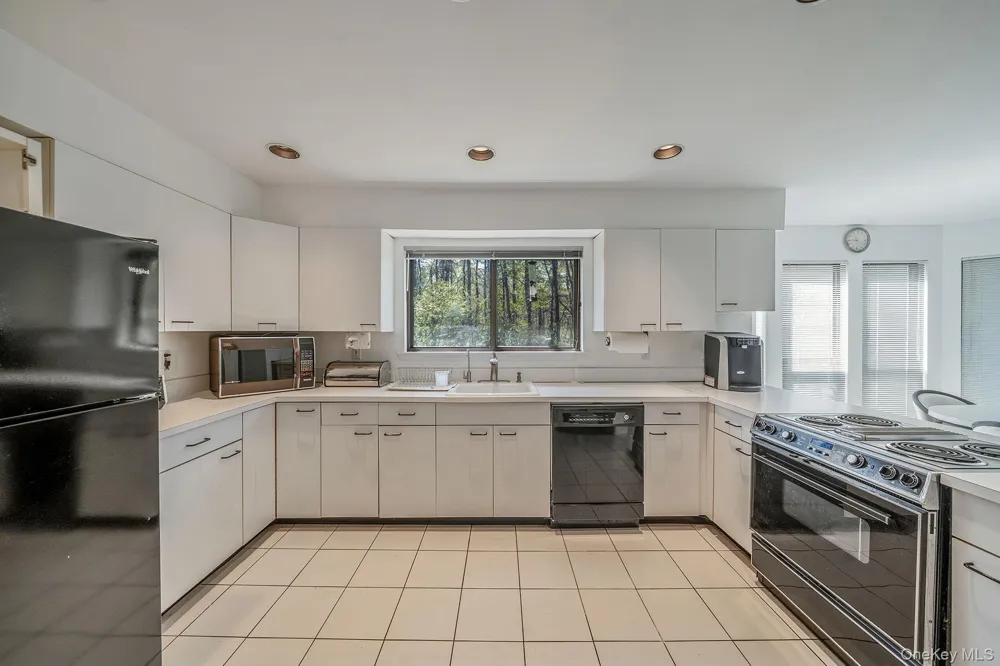 10 Lily Drive South Setauket, NY 11720