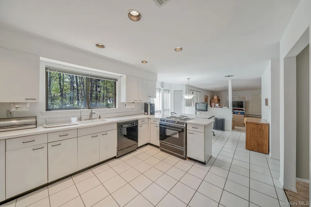 10 Lily Drive South Setauket, NY 11720