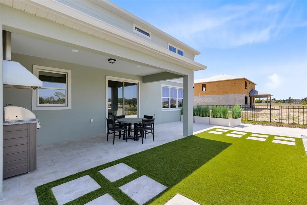 403 WINTER GROVE BOULEVARD Winter Garden, FL 34787