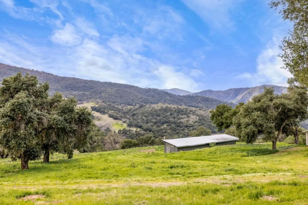 19235 Cachagua Road Carmel Valley, CA 93924
