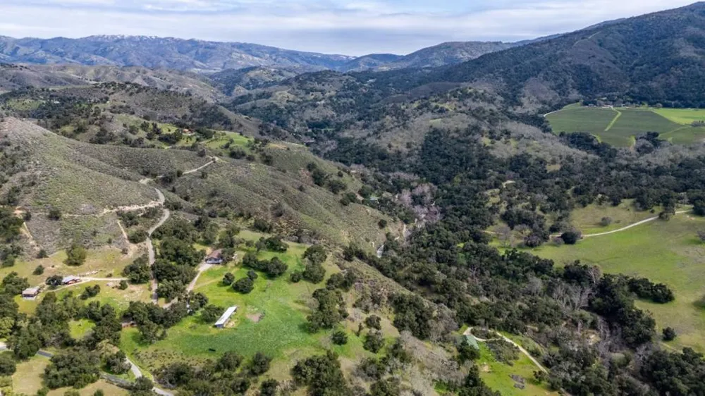 19235 Cachagua Road Carmel Valley, CA 93924