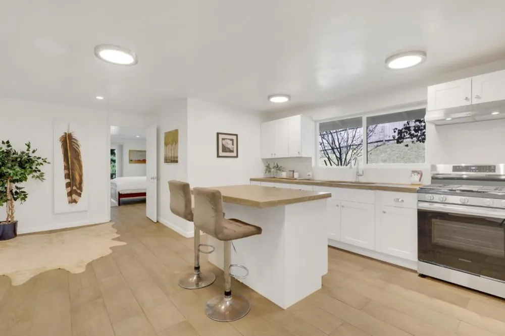 19235 Cachagua Road Carmel Valley, CA 93924