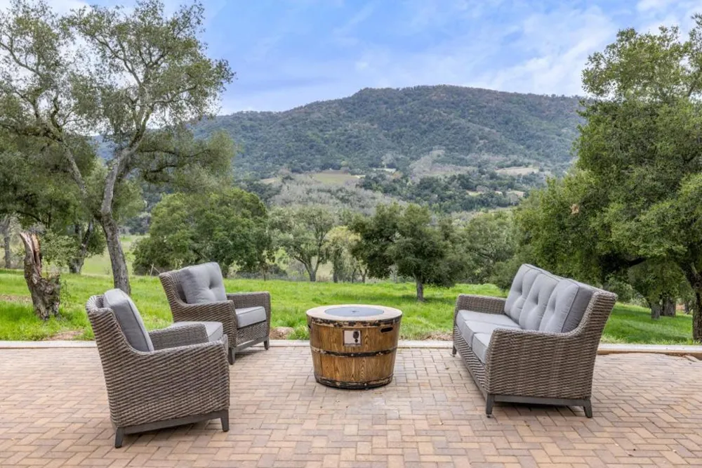 19235 Cachagua Road Carmel Valley, CA 93924