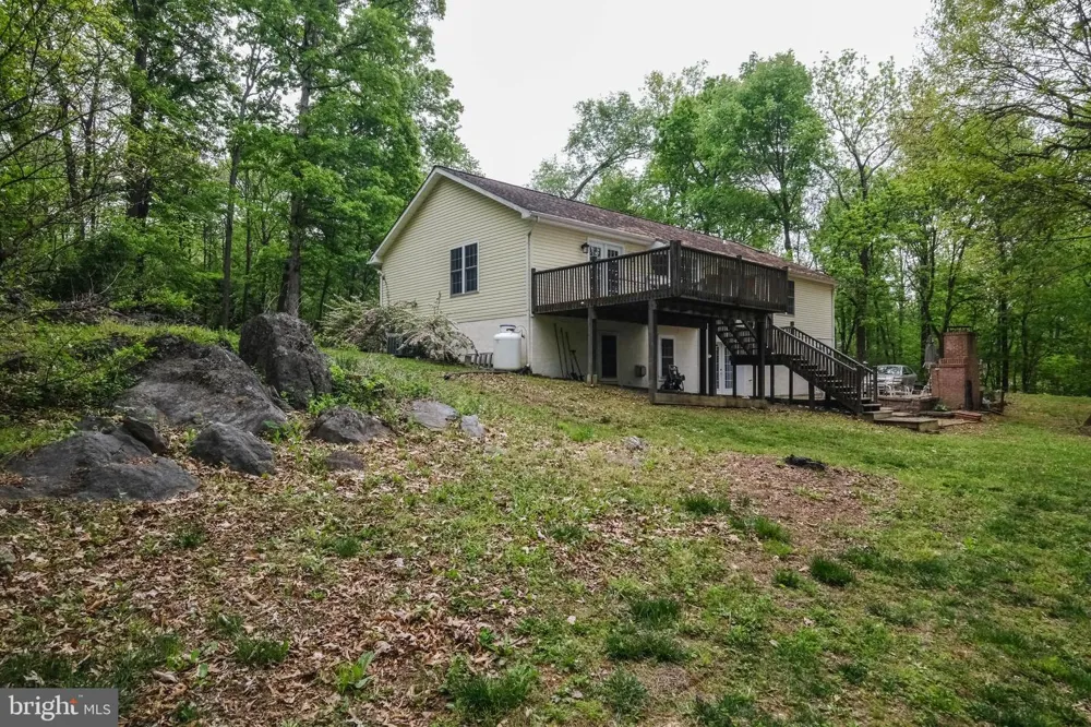 134 KELCAR DRIVE Summit Point, WV 25446