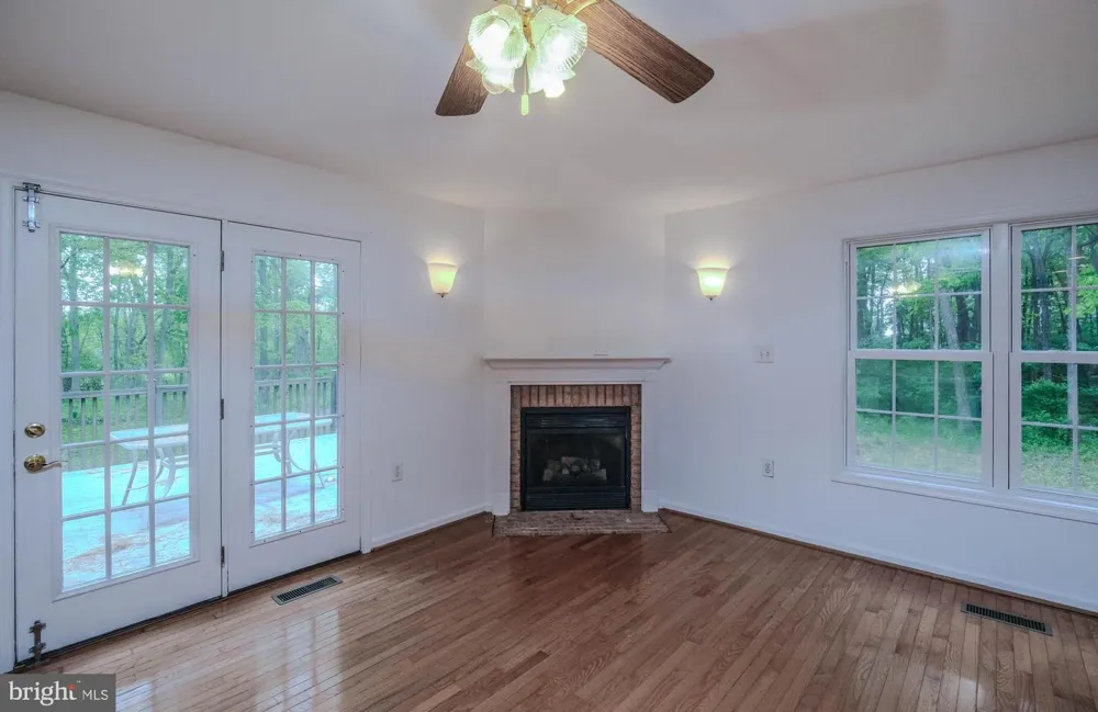 134 KELCAR DRIVE Summit Point, WV 25446
