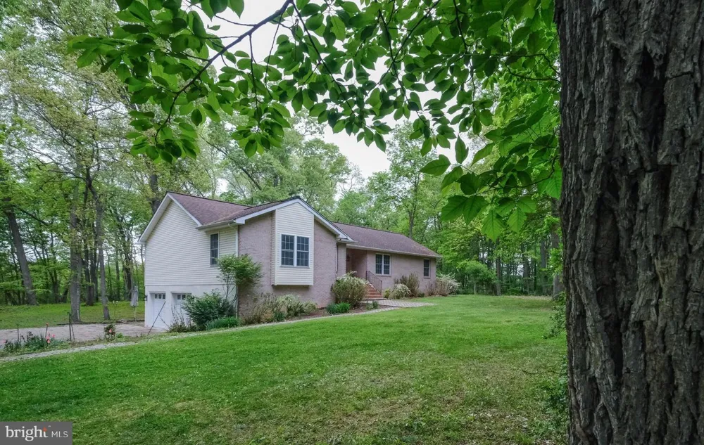 134 KELCAR DRIVE Summit Point, WV 25446