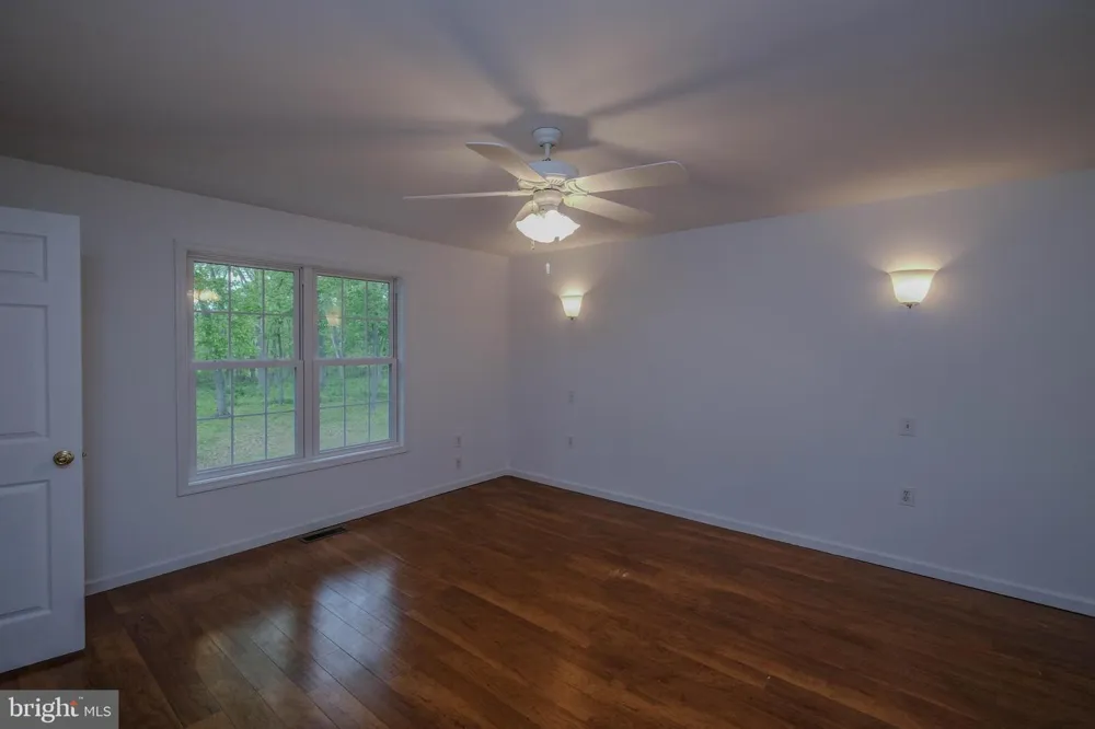 134 KELCAR DRIVE Summit Point, WV 25446
