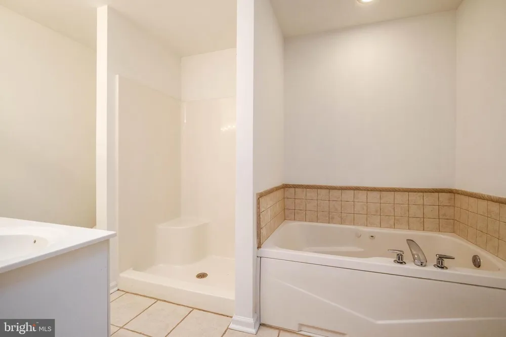 134 KELCAR DRIVE Summit Point, WV 25446