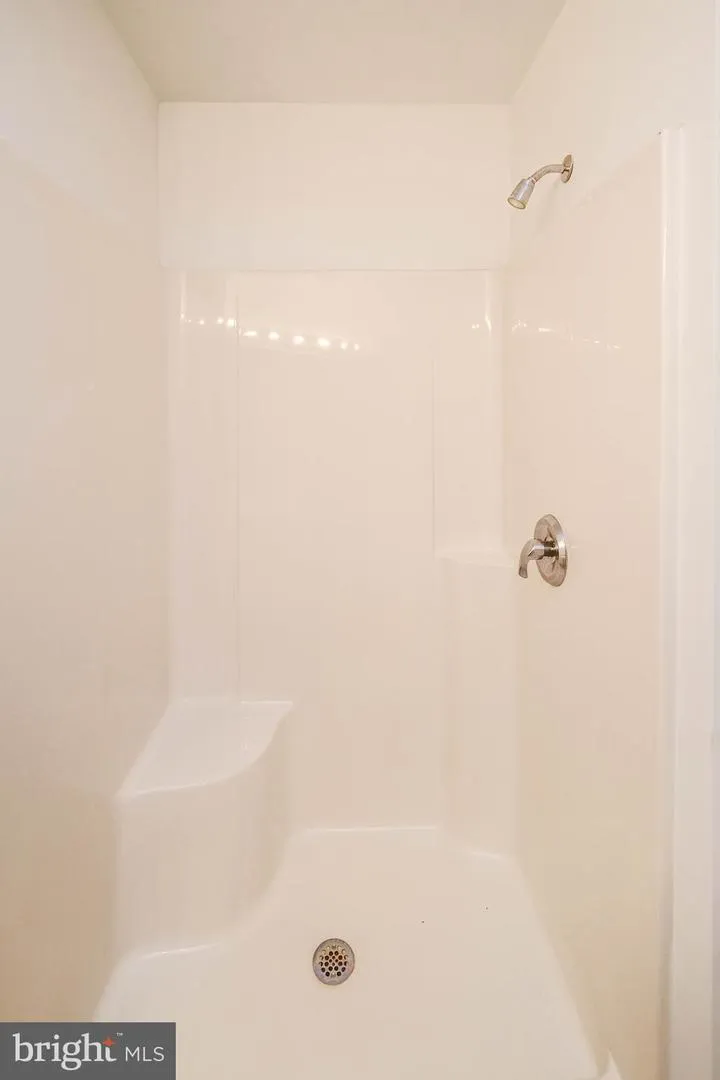 134 KELCAR DRIVE Summit Point, WV 25446