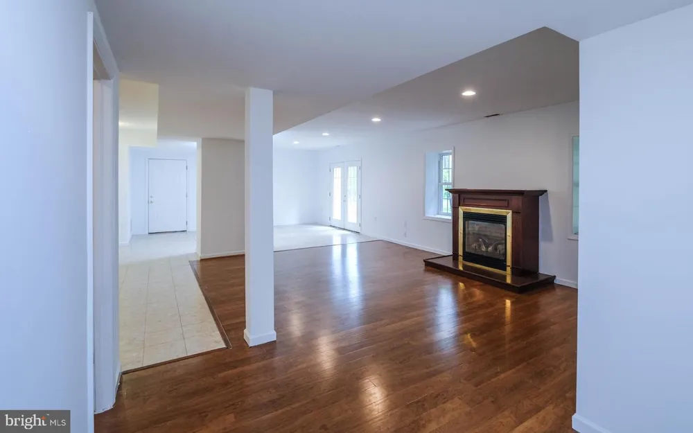 134 KELCAR DRIVE Summit Point, WV 25446