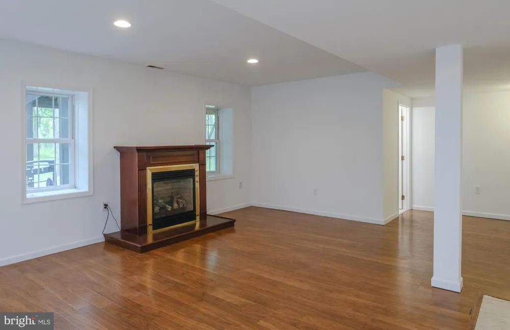 134 KELCAR DRIVE Summit Point, WV 25446
