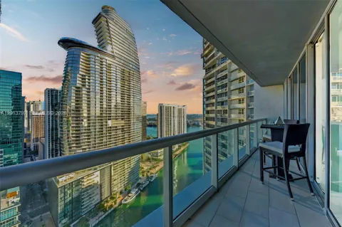 475 Brickell Ave #3515