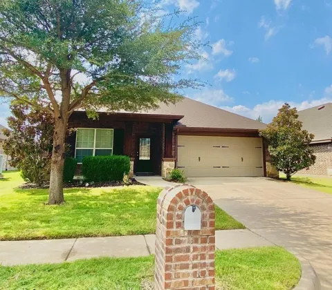 1912 Grand Fairway Drive