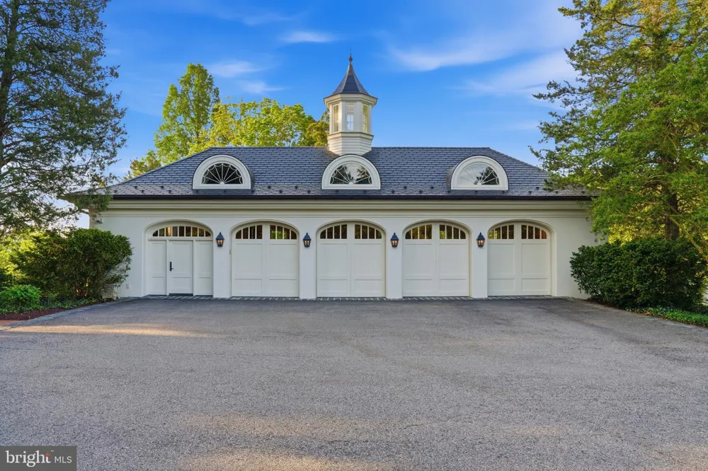 7979 E BOULEVARD DRIVE Alexandria, VA 22308