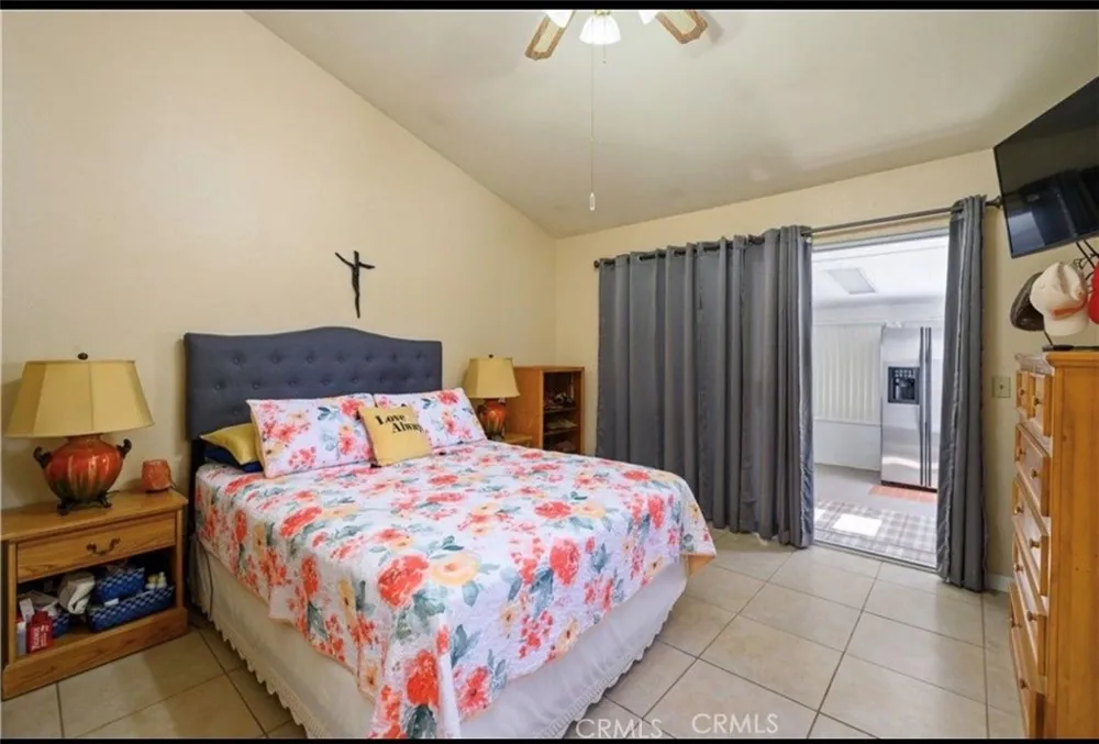 1087 Serena San Jacinto, CA 92583