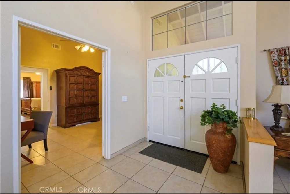 1087 Serena San Jacinto, CA 92583