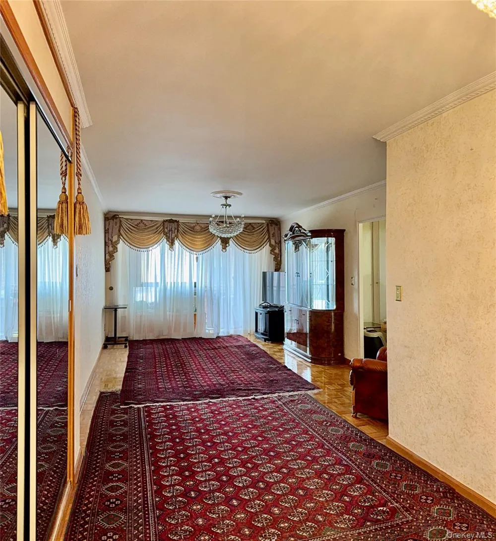 61-45 98th Street #12 F Rego Park, NY 11374