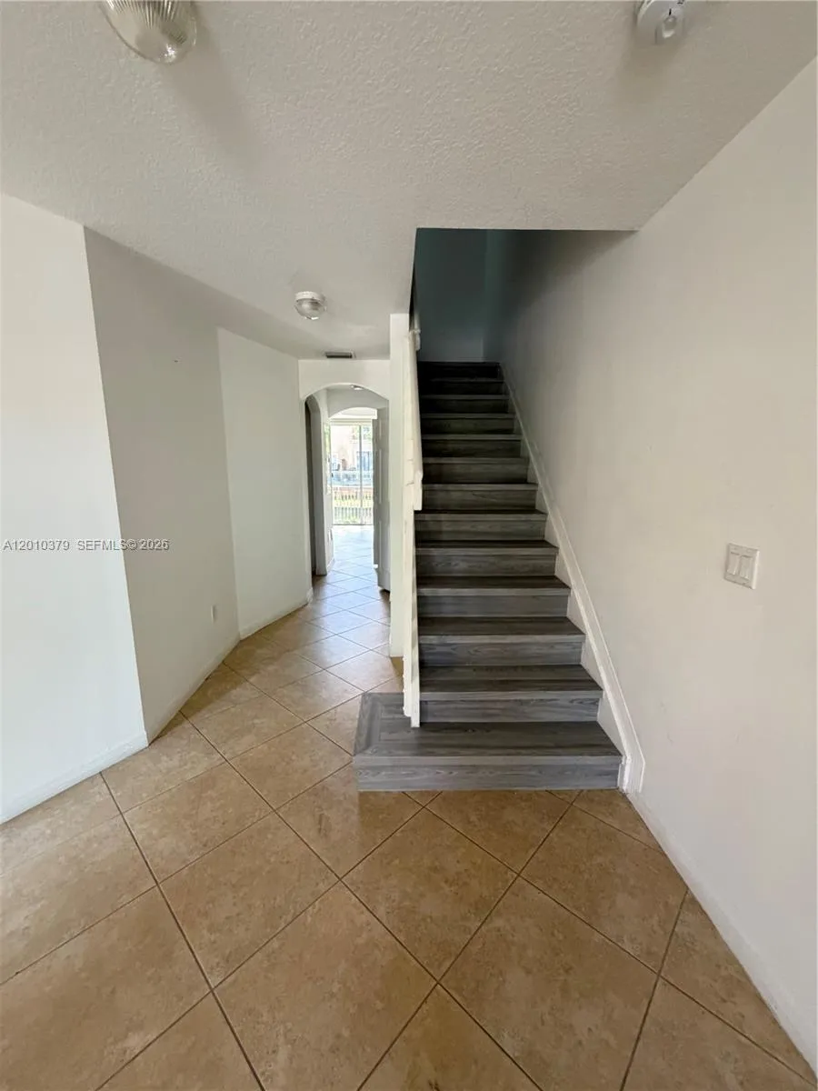 4939 Harbor Isles Dr #106 Dania Beach, FL 33312