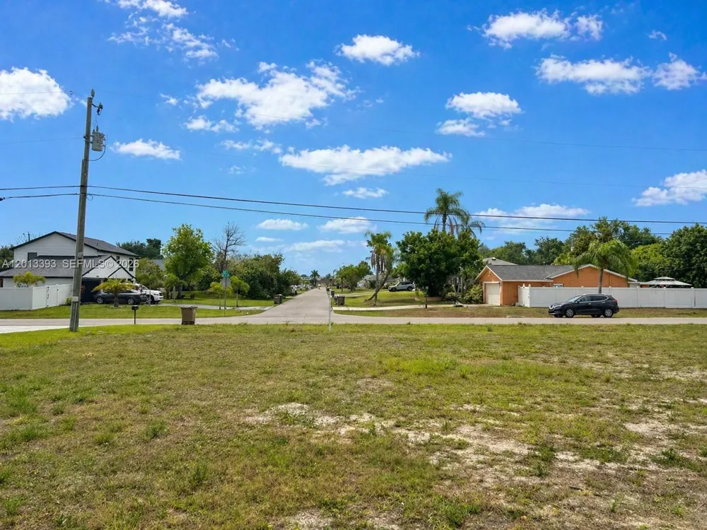 1014 SW 18th St Cape Coral, FL 33991