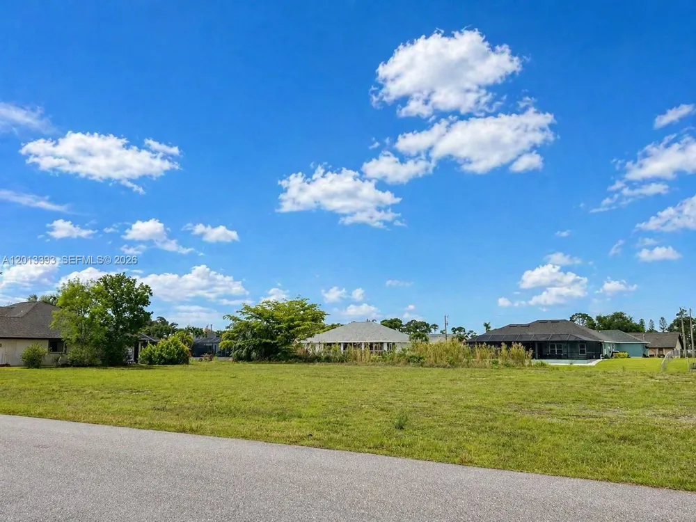 1014 SW 18th St Cape Coral, FL 33991