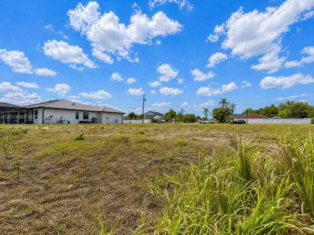 1014 SW 18th St Cape Coral, FL 33991