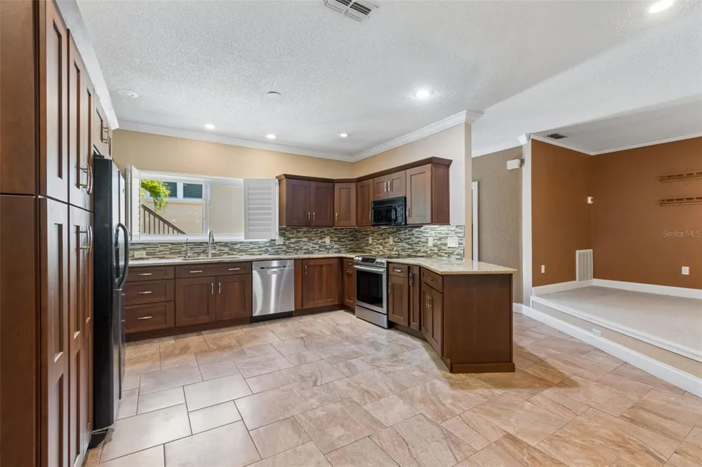487 PINELLAS BAYWAY S #207 St Petersburg, FL 33715