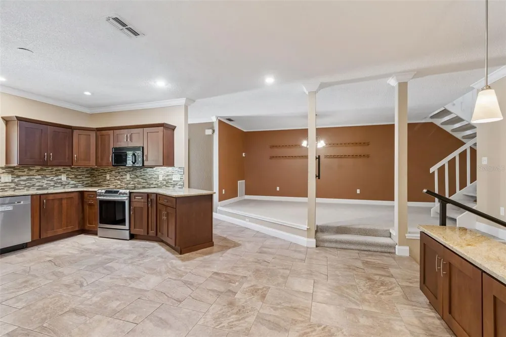 487 PINELLAS BAYWAY S #207 St Petersburg, FL 33715