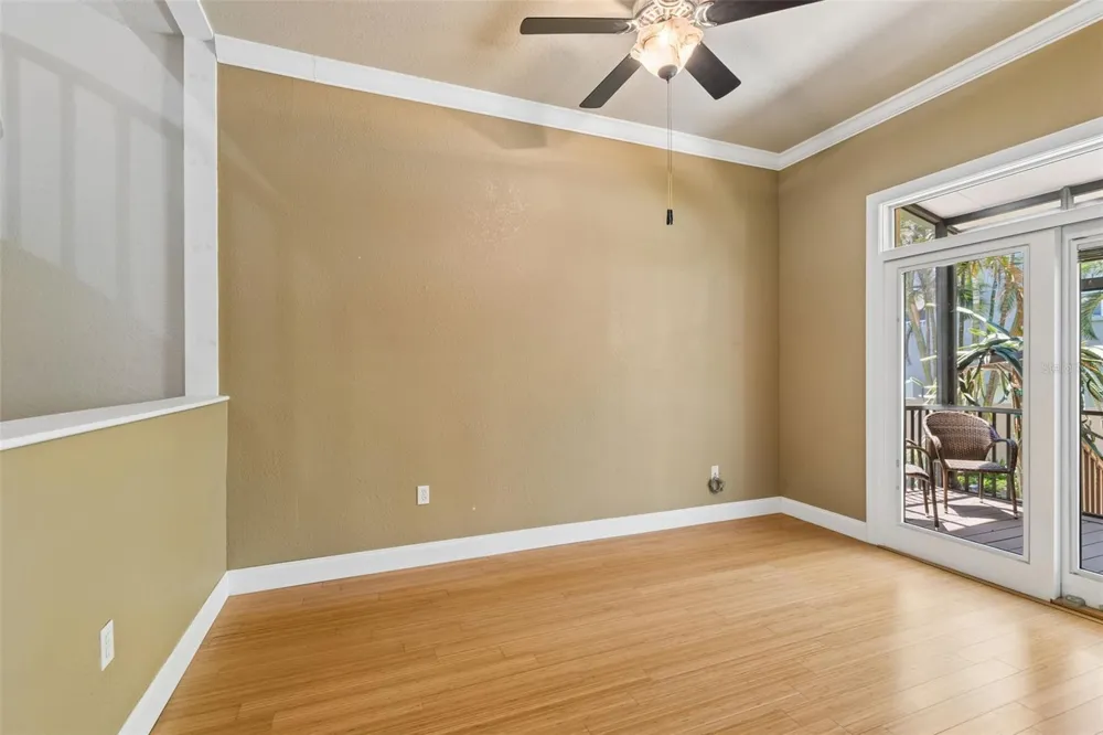 487 PINELLAS BAYWAY S #207 St Petersburg, FL 33715