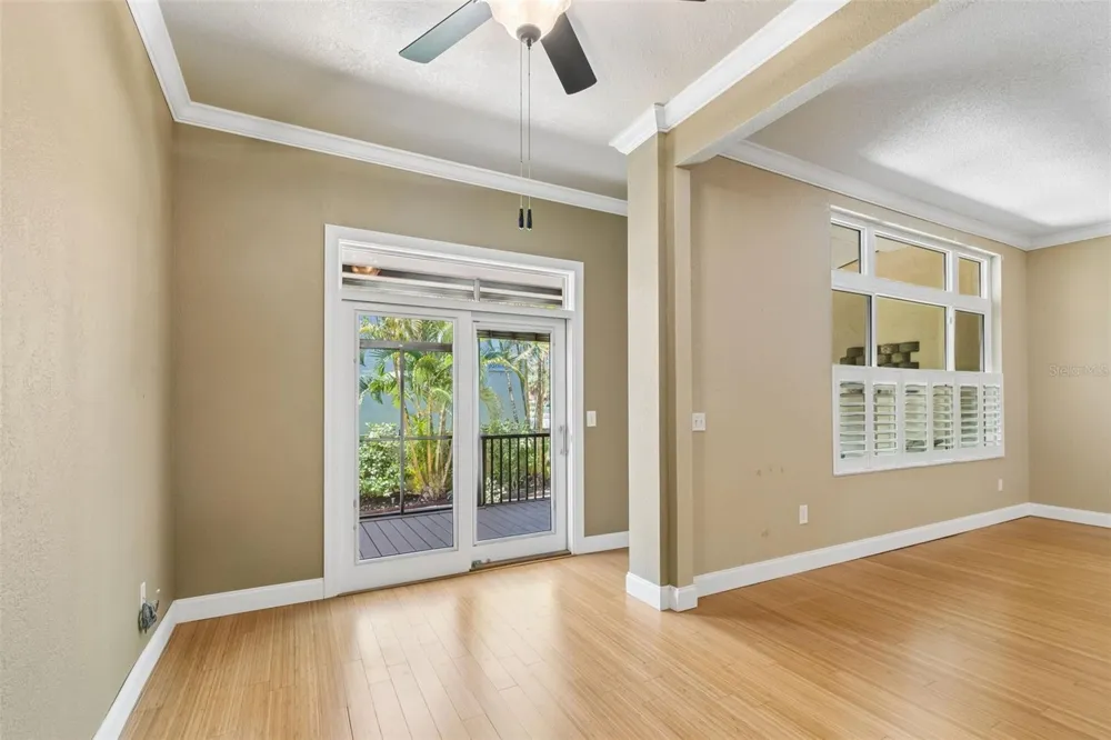 487 PINELLAS BAYWAY S #207 St Petersburg, FL 33715