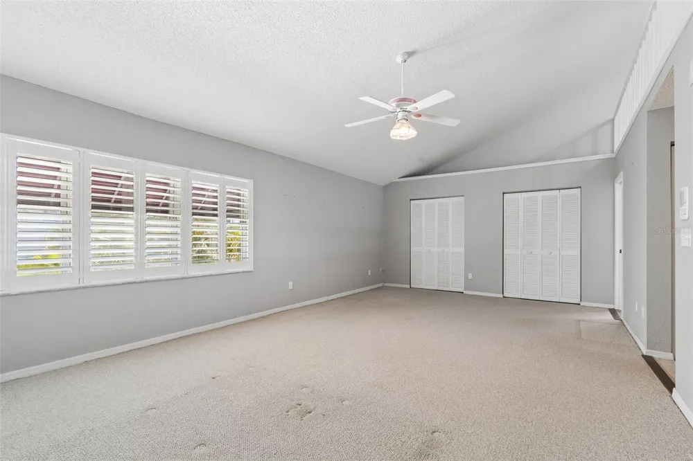 487 PINELLAS BAYWAY S #207 St Petersburg, FL 33715