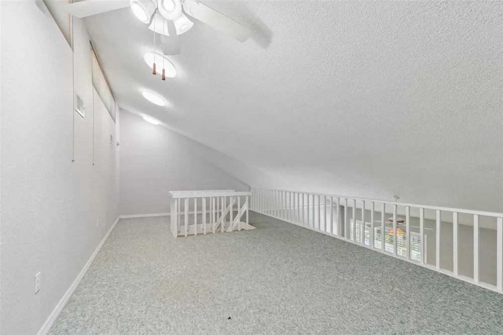 487 PINELLAS BAYWAY S #207 St Petersburg, FL 33715