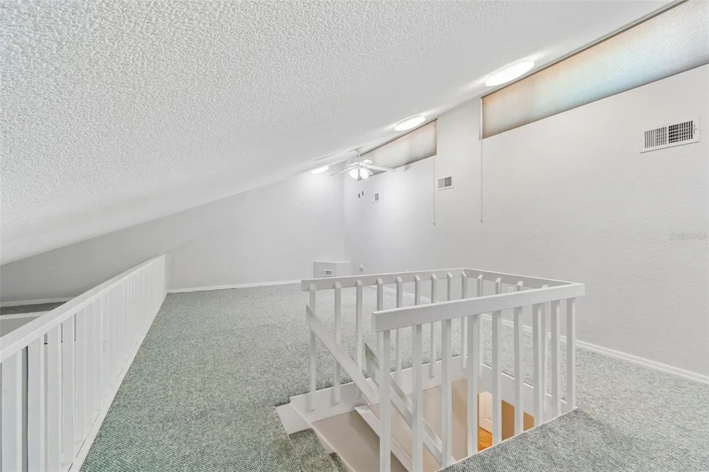 487 PINELLAS BAYWAY S #207 St Petersburg, FL 33715