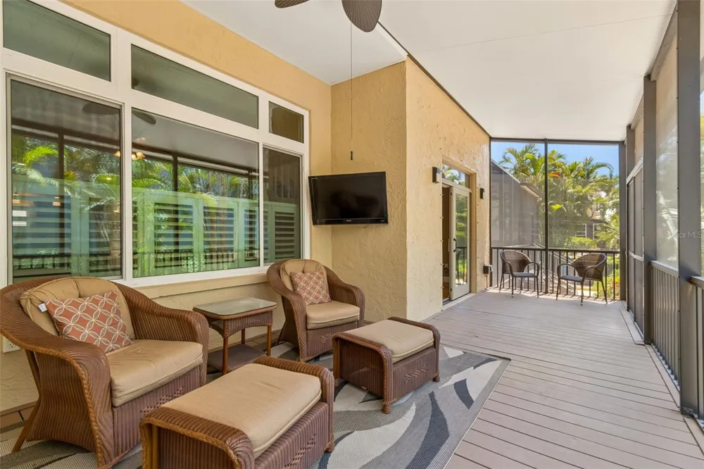 487 PINELLAS BAYWAY S #207 St Petersburg, FL 33715