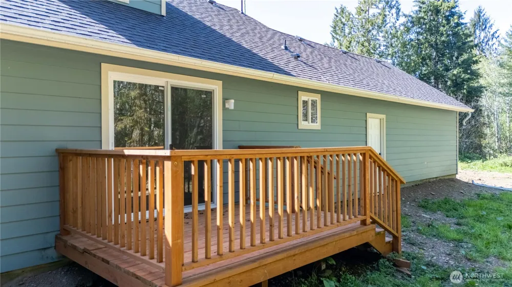 4858 US Highway 101 Humptulips, WA 98552