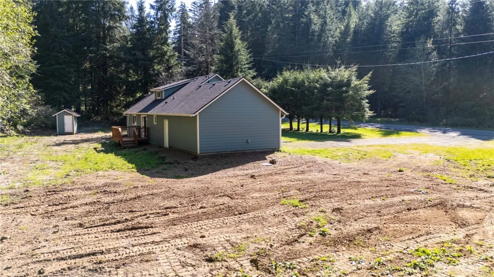 4858 US Highway 101 Humptulips, WA 98552