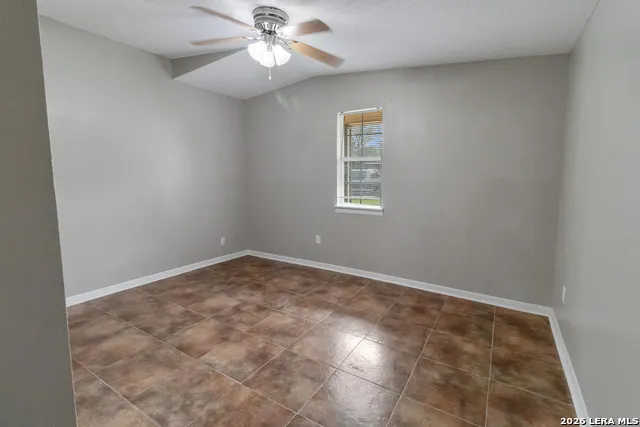 1804 McKinley Beeville, TX 78102