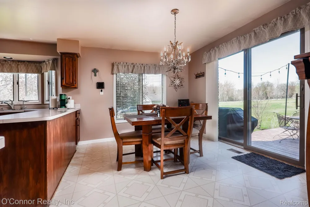7978 Frith Road Columbus Township, MI 48063