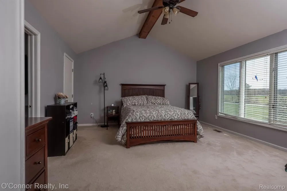 7978 Frith Road Columbus Township, MI 48063