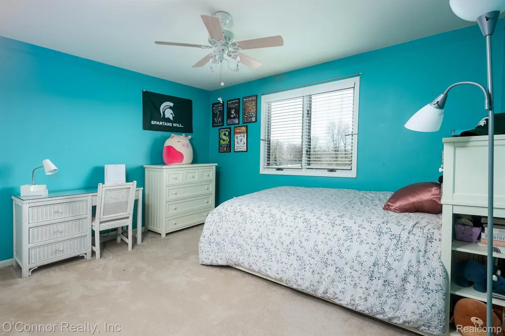 7978 Frith Road Columbus Township, MI 48063