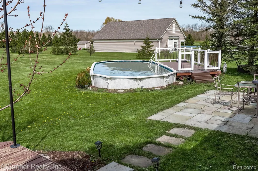 7978 Frith Road Columbus Township, MI 48063