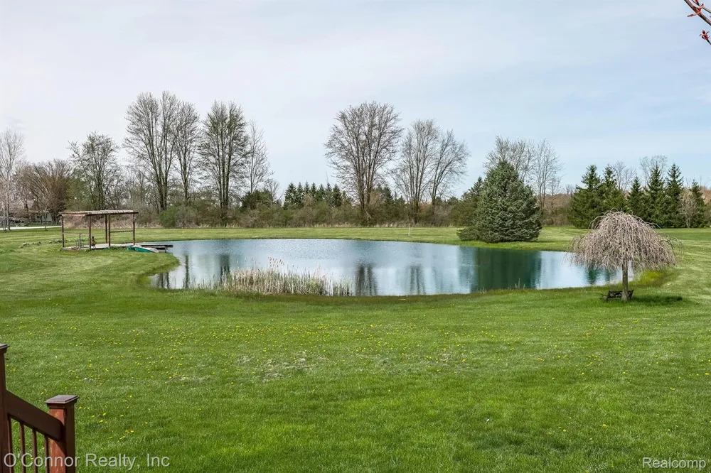 7978 Frith Road Columbus Township, MI 48063