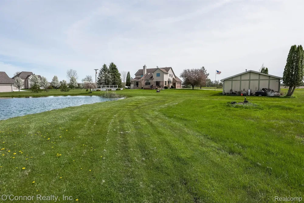 7978 Frith Road Columbus Township, MI 48063