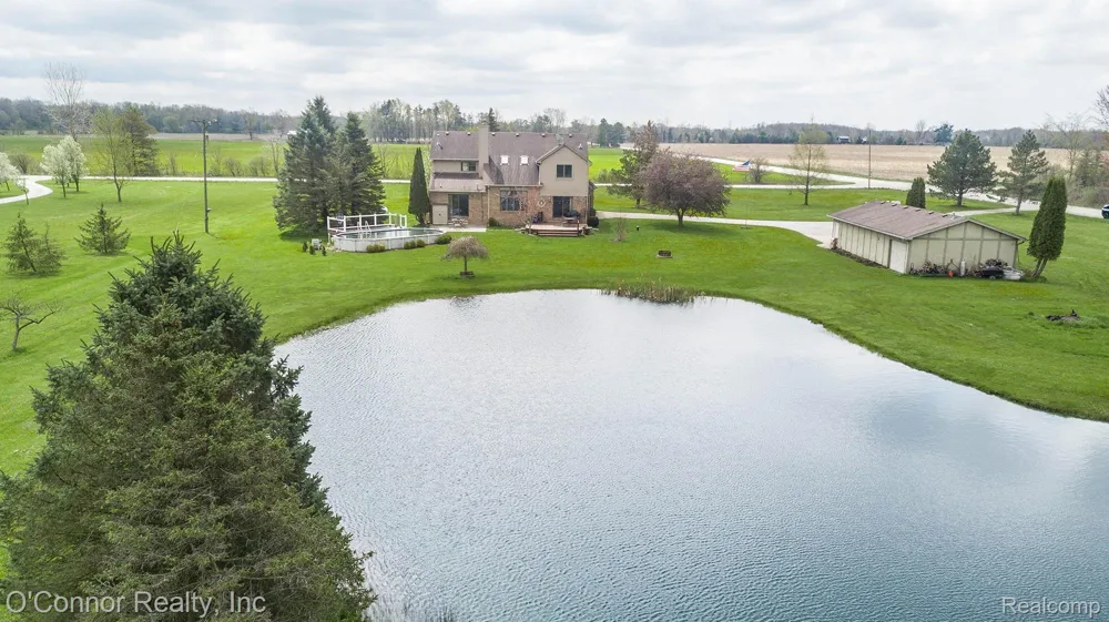 7978 Frith Road Columbus Township, MI 48063