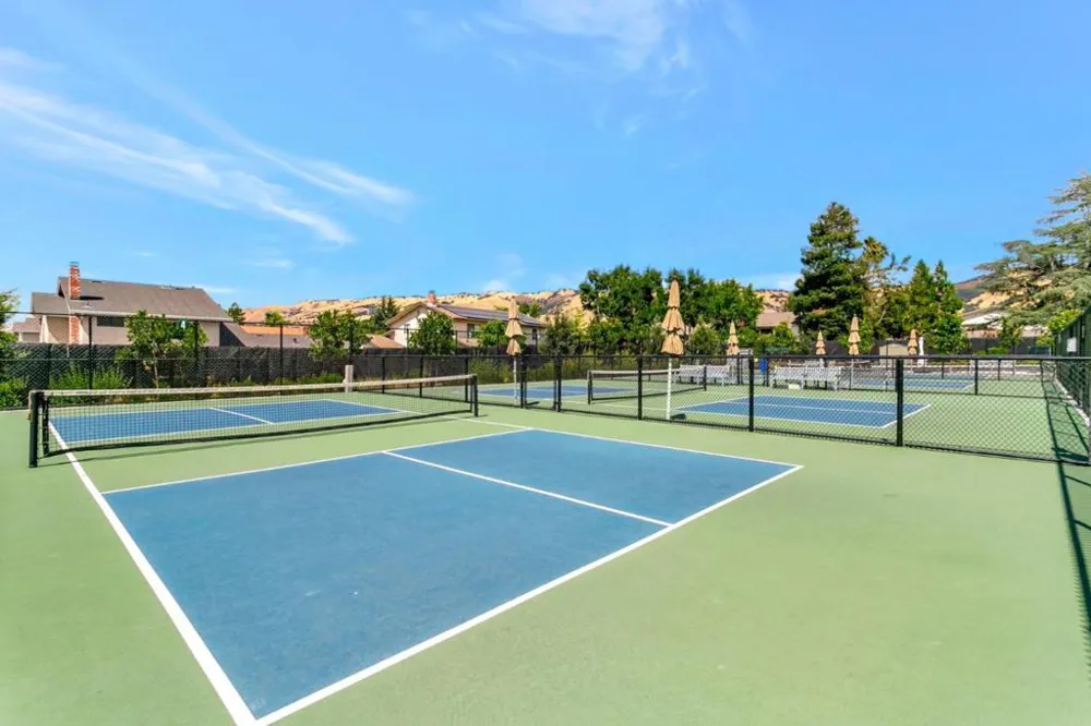 7402 Via Calzada San Jose, CA 95135