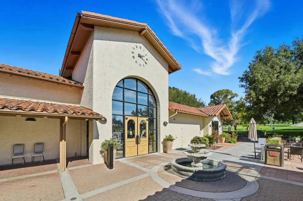 7402 Via Calzada San Jose, CA 95135