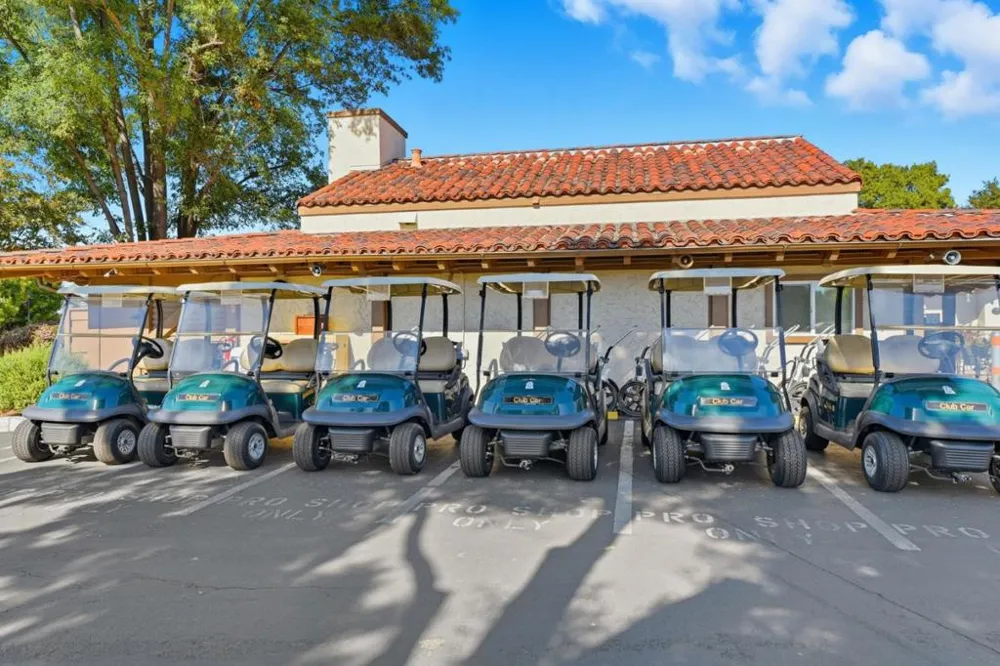 7402 Via Calzada San Jose, CA 95135