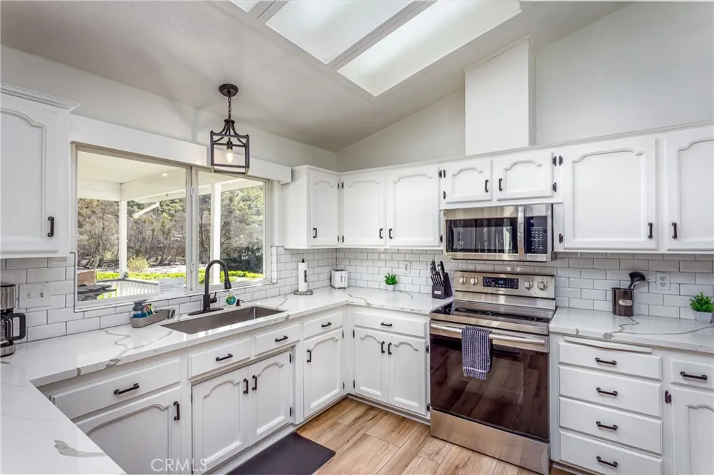 41830 Fork Drive Three Rivers, CA 93271