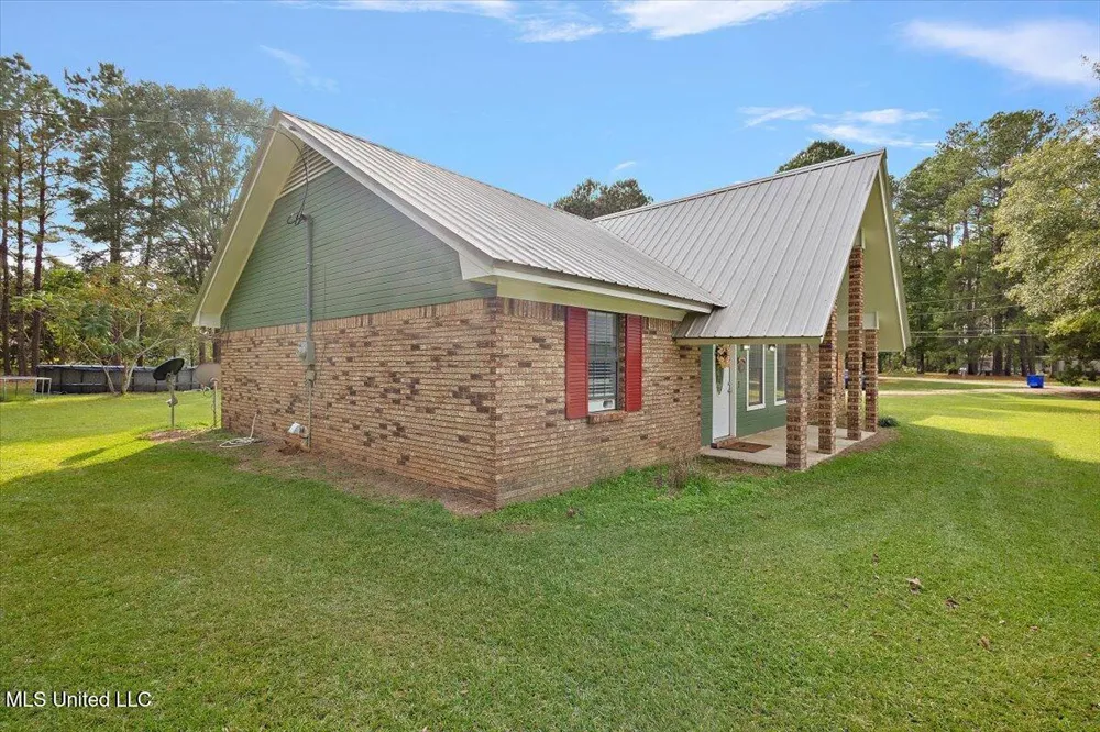 147 Wolverton Drive Magee, MS 39111